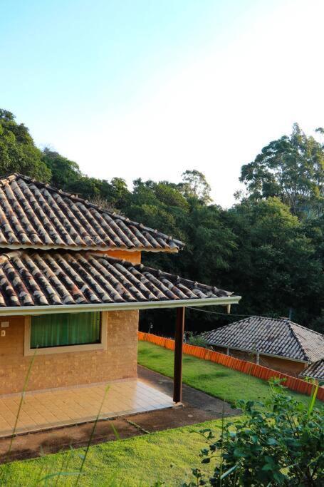 Recanto Dos Beija Flores, Chale Lantana C Monte Alegre do Sul Zewnętrze zdjęcie